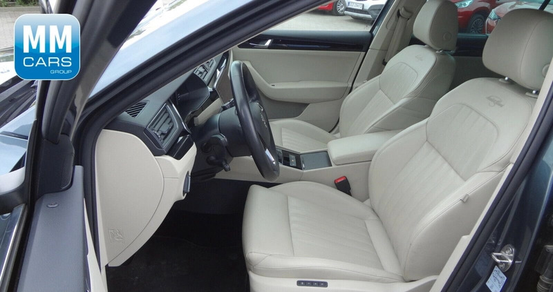 Skoda Superb cena 104850 przebieg: 101723, rok produkcji 2018 z Solec Kujawski małe 191